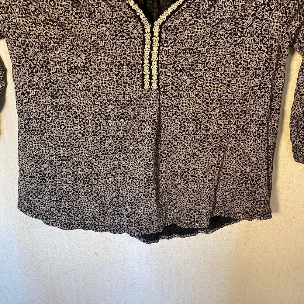 Lucky Brand Shirt Women's Size 1X Black White Boho Print 3/4 Sleeve V Neck - Picture 9 of 16